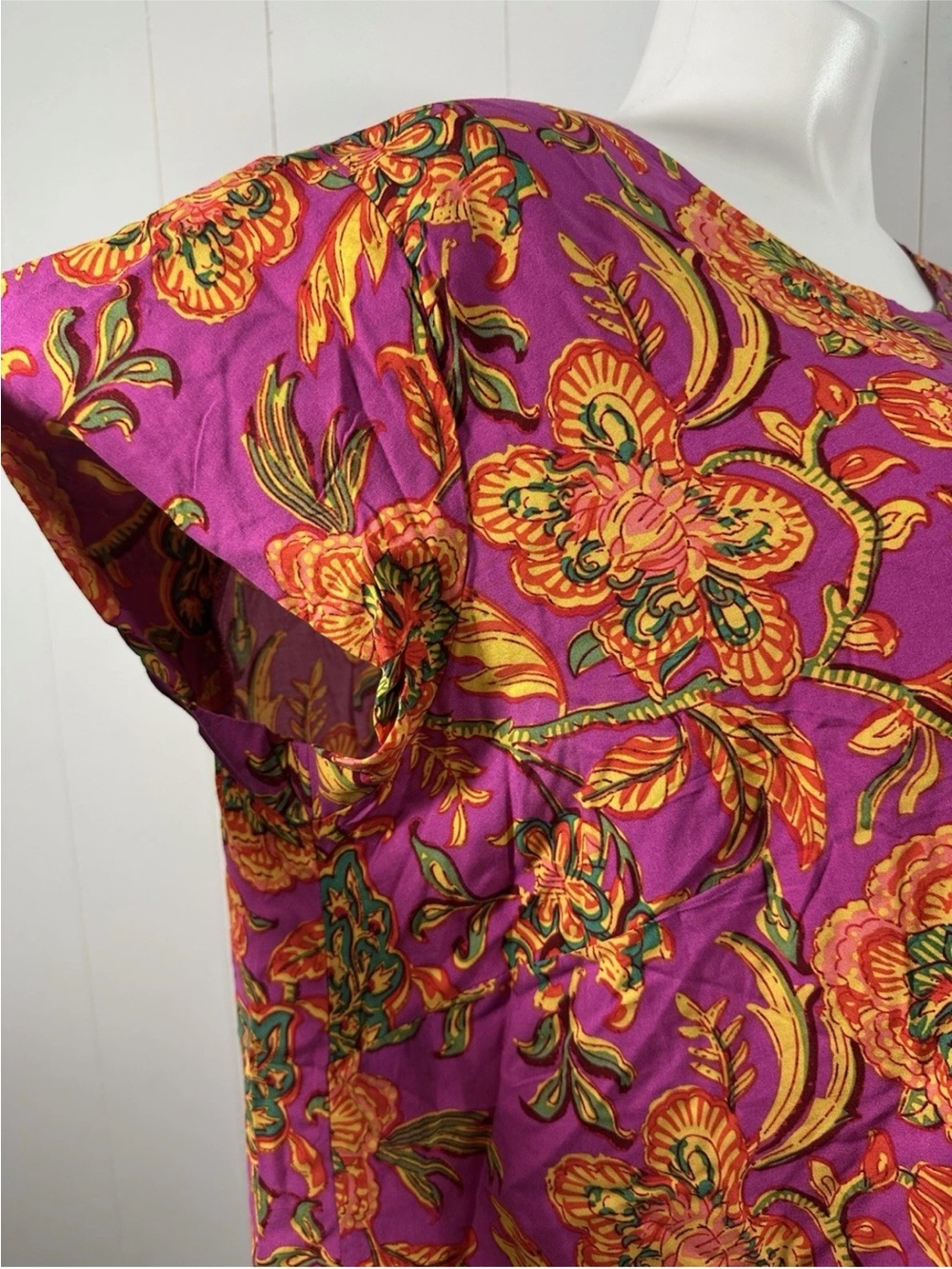 NEW Jones New York Size 2X Short Sleeve Pink Floral Top Tunic Back Button Rayon - Picture 3 of 8